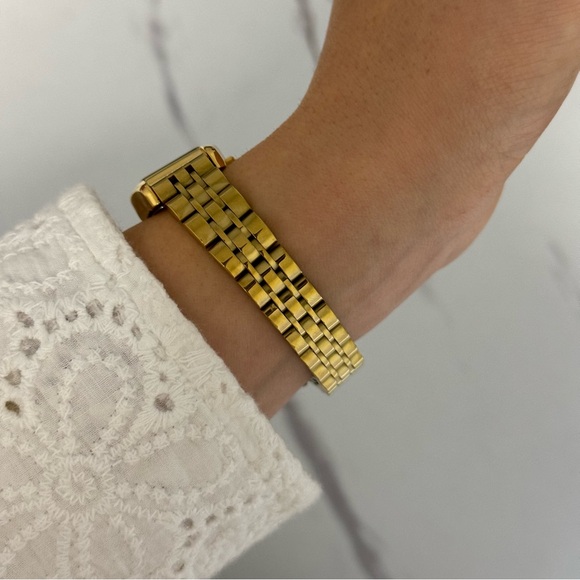 Retro Y2K Gold Vintage Bracelet Watch with Roman Numerals Stainless steel - Picture 3 of 6